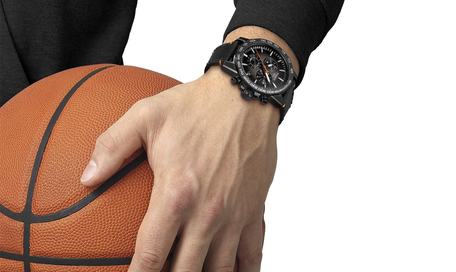 Tissot vise les sommets avec la Supersport Chrono Basketball Edition, qui allie le style urbain au basketball.